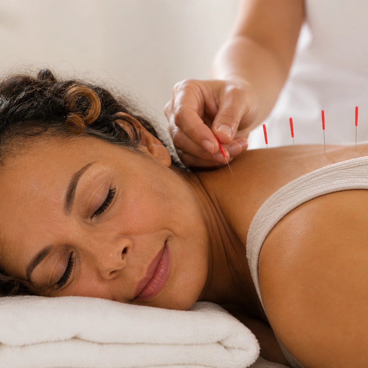 Electro-acupuncture for back and knee pain in Cape Town